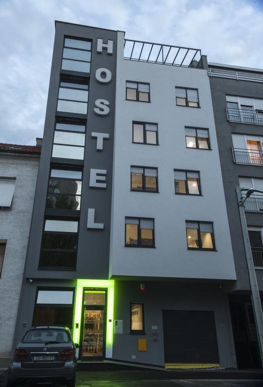 Hostel Moving Zagreb Exterior foto
